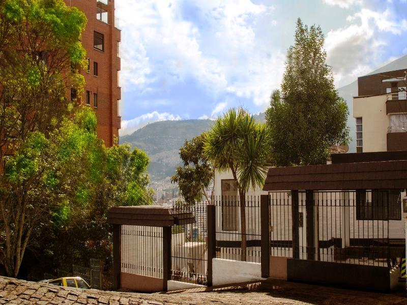 Hotel Bellavista Quito Esterno foto